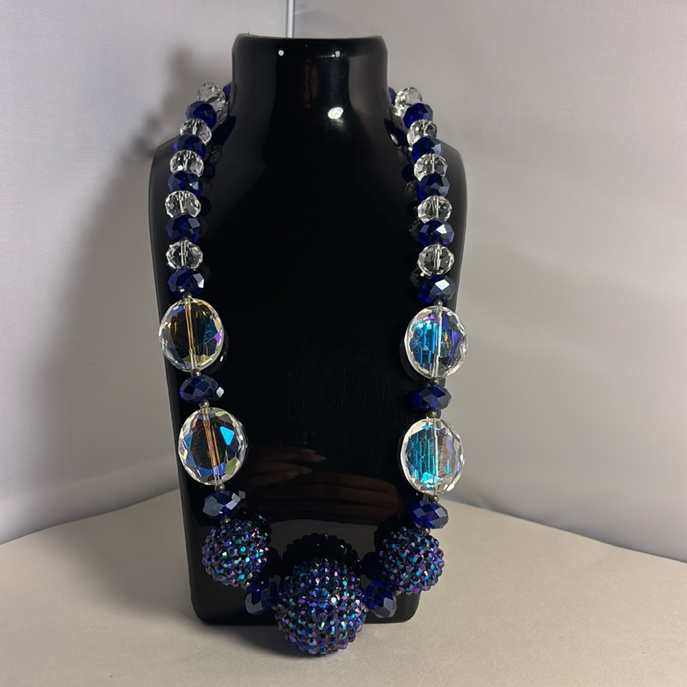 Bright royal blue 10 inches long necklace